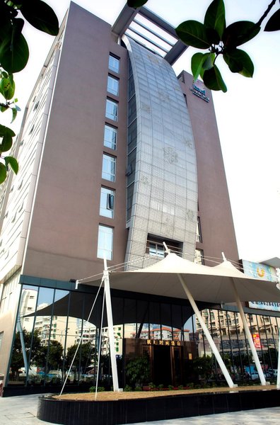 深圳南山中成美爵酒店